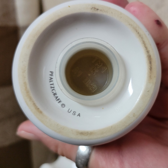 Vintage Pfaltzgraff ceramic floral pattern hand painted salt/pepper shake - Picture 7 of 8